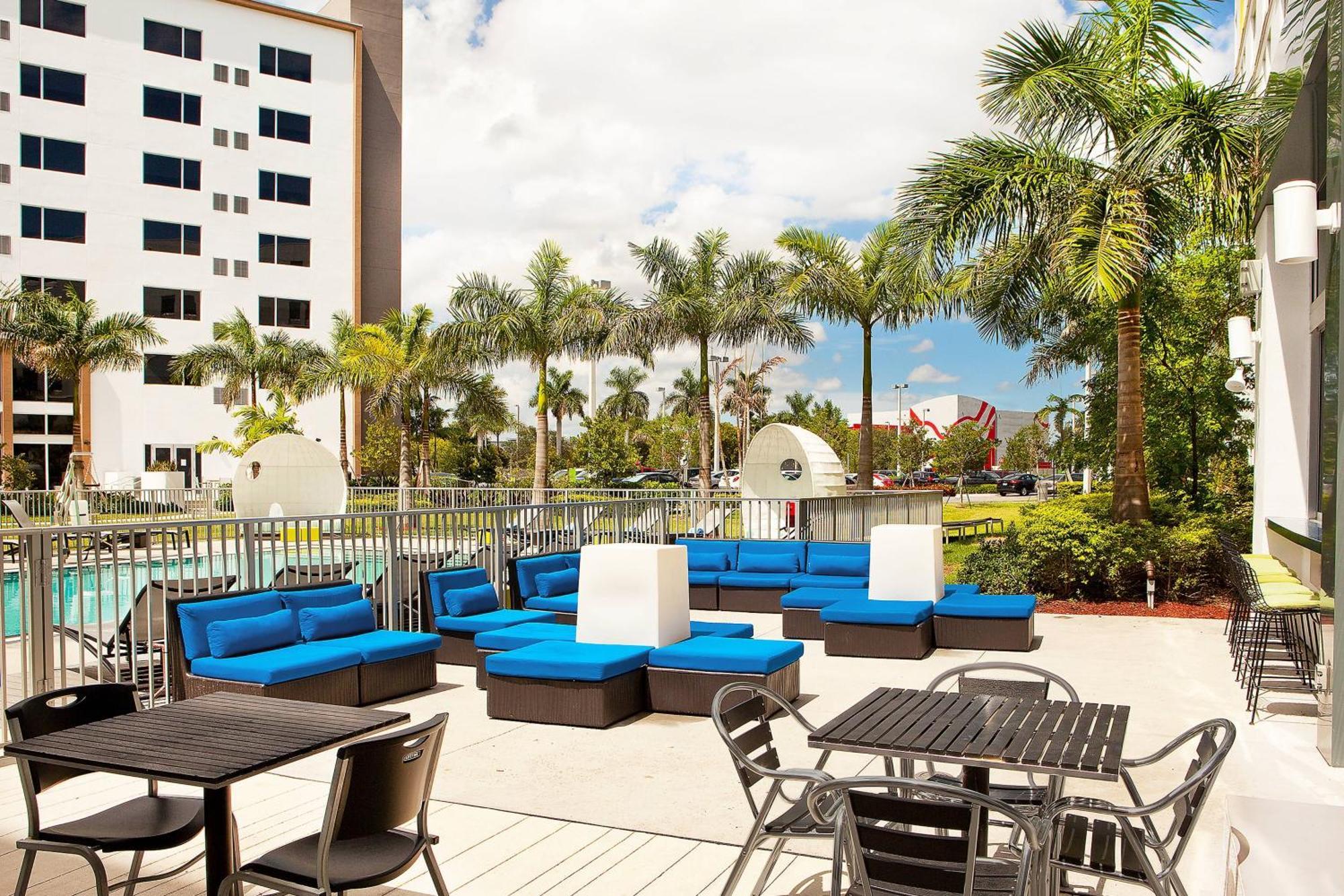 Aloft Miami Doral Hotell Eksteriør bilde