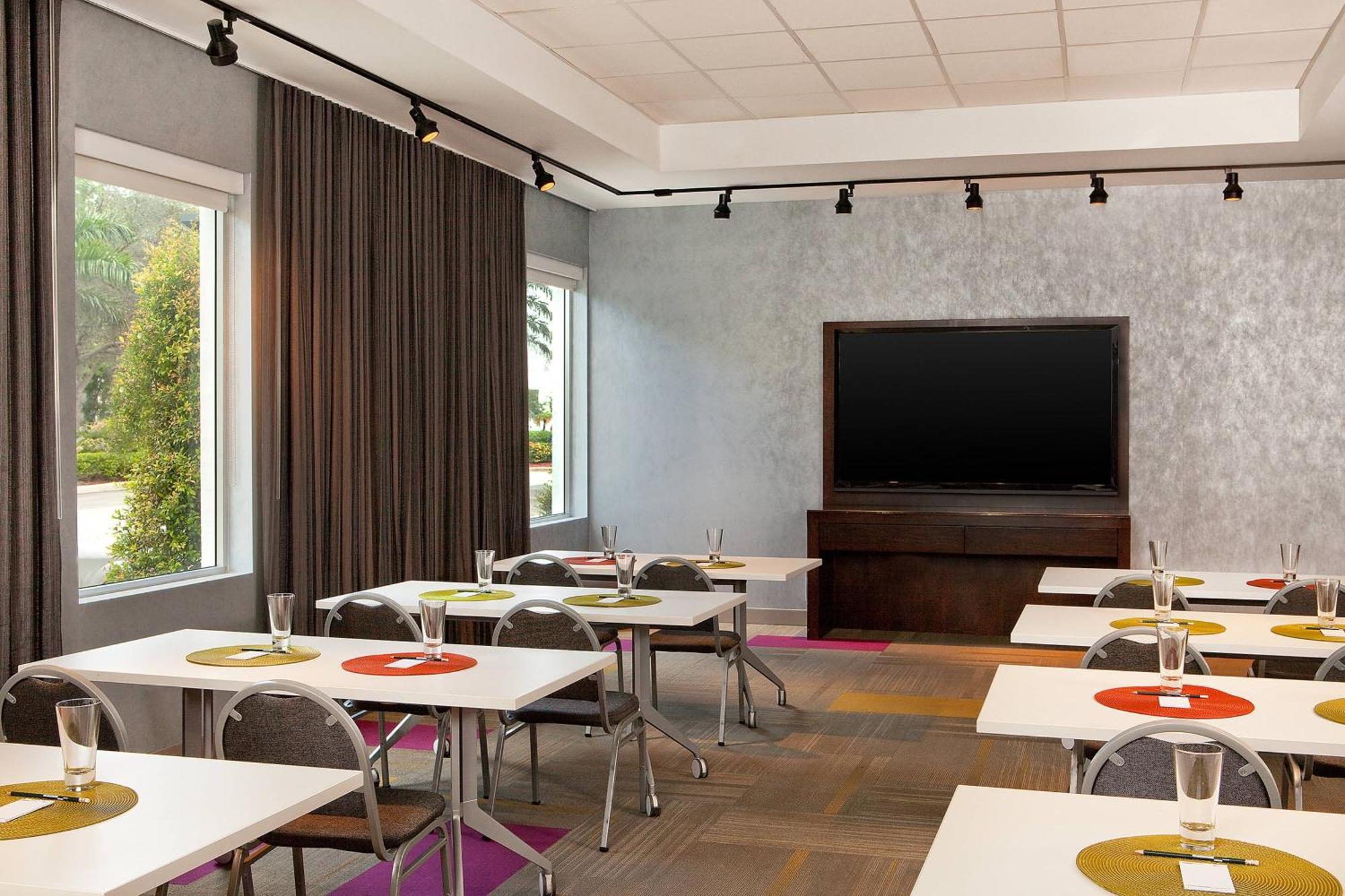 Aloft Miami Doral Hotell Eksteriør bilde